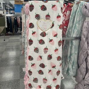 Valentines Chocolate Covered Strawberry Print Plush Throw Blanket